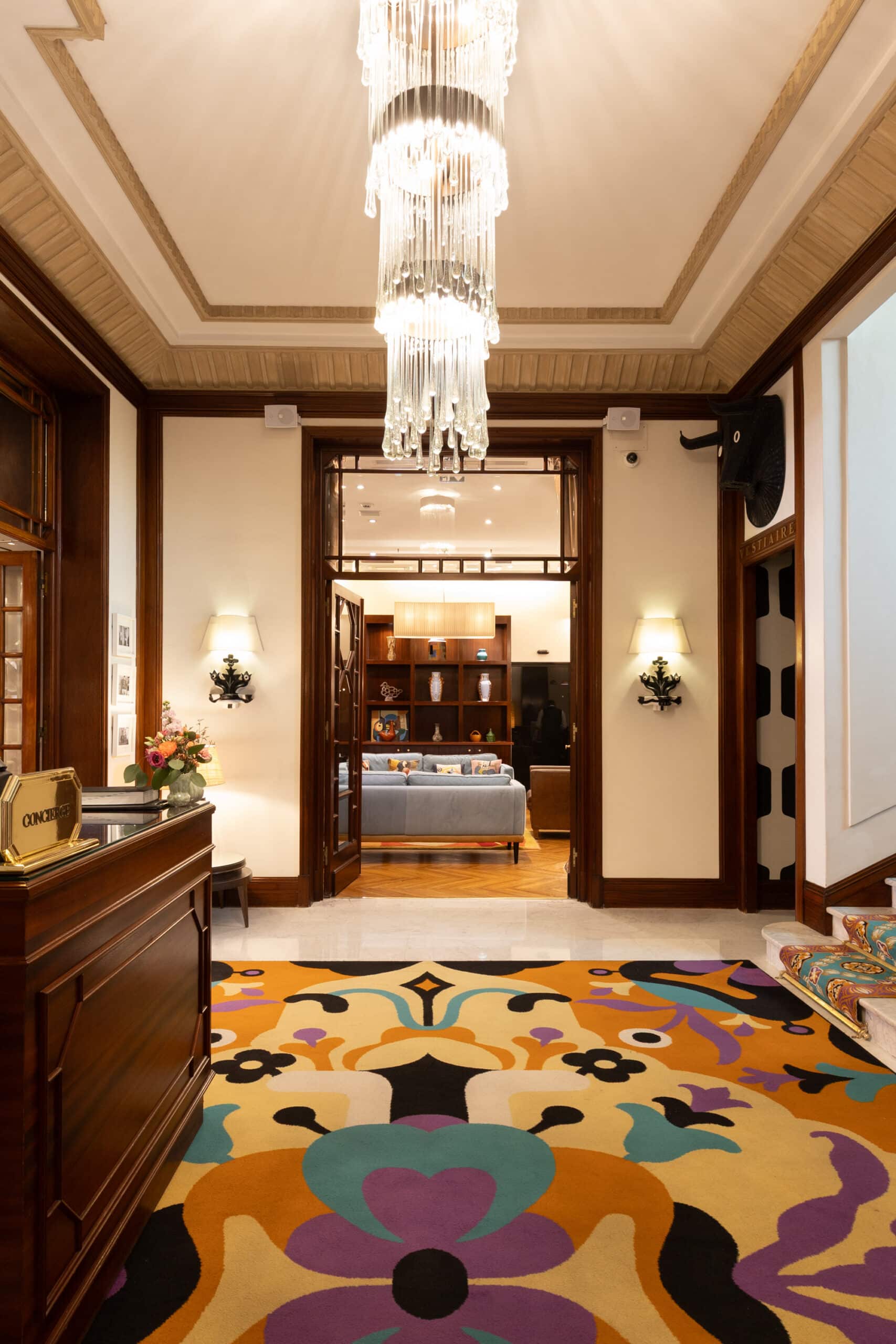 Hotel Juana Lobby 2 scaled